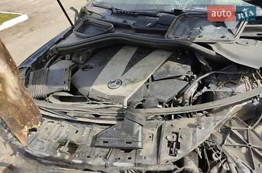 Внедорожник / Кроссовер Mercedes-Benz M-Class 2012 в 