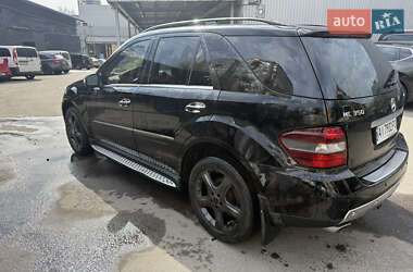 Внедорожник / Кроссовер Mercedes-Benz M-Class 2008 в 