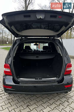 Позашляховик / Кросовер Mercedes-Benz M-Class 2009 в 