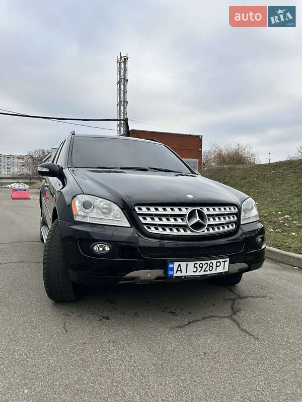 Внедорожник / Кроссовер Mercedes-Benz M-Class 2007 в 