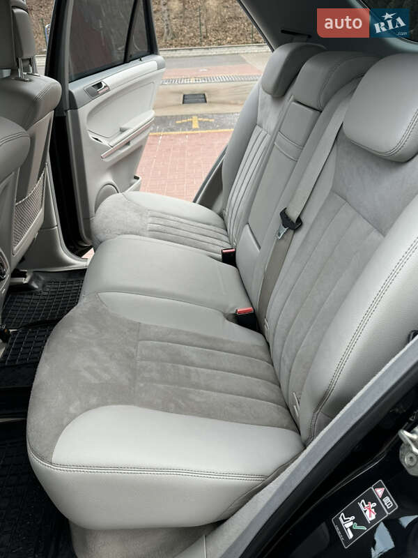 Позашляховик / Кросовер Mercedes-Benz M-Class 2006 в Києві