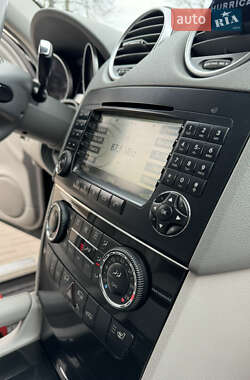 Внедорожник / Кроссовер Mercedes-Benz M-Class 2006 в 