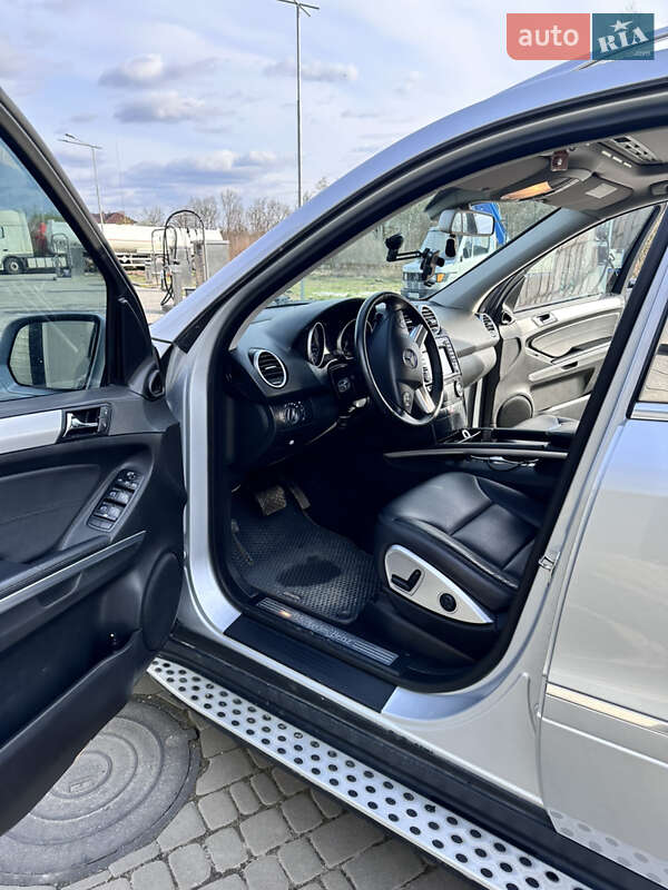 Внедорожник / Кроссовер Mercedes-Benz M-Class 2009 в Львове