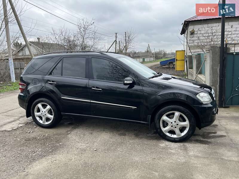 Внедорожник / Кроссовер Mercedes-Benz M-Class 2007 в Одессе