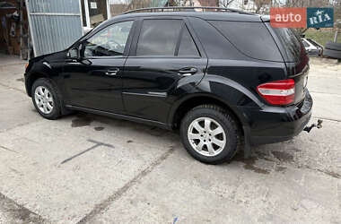 Внедорожник / Кроссовер Mercedes-Benz M-Class 2007 в 