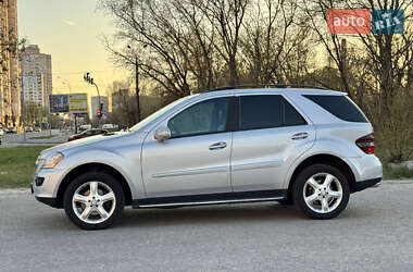 Внедорожник / Кроссовер Mercedes-Benz M-Class 2008 в 
