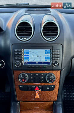 Внедорожник / Кроссовер Mercedes-Benz M-Class 2008 в 