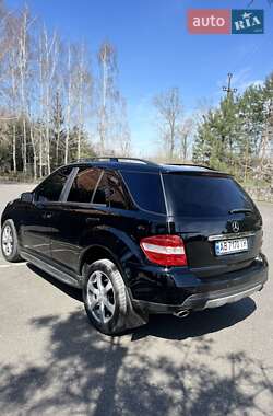 Внедорожник / Кроссовер Mercedes-Benz M-Class 2006 в 