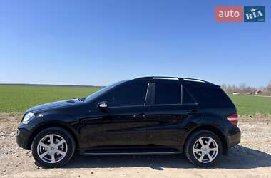 Внедорожник / Кроссовер Mercedes-Benz M-Class 2006 в 