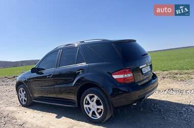 Внедорожник / Кроссовер Mercedes-Benz M-Class 2006 в 