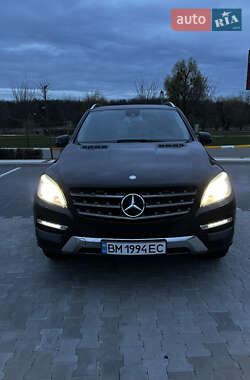 Позашляховик / Кросовер Mercedes-Benz M-Class 2012 в 