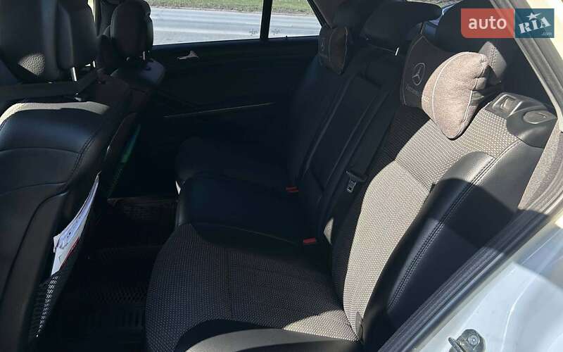 Внедорожник / Кроссовер Mercedes-Benz M-Class 2010 в Черновцах фото 14 Внедорожник / Кроссовер Mercedes-Benz M-Class 2010 в Черновцах