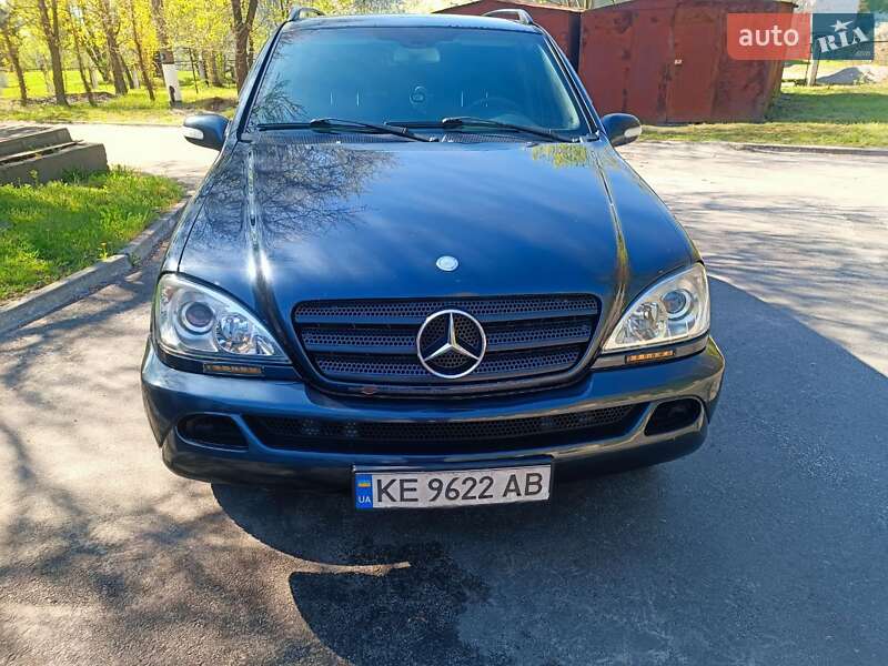 Внедорожник / Кроссовер Mercedes-Benz M-Class 2003 в Горишних Плавнях