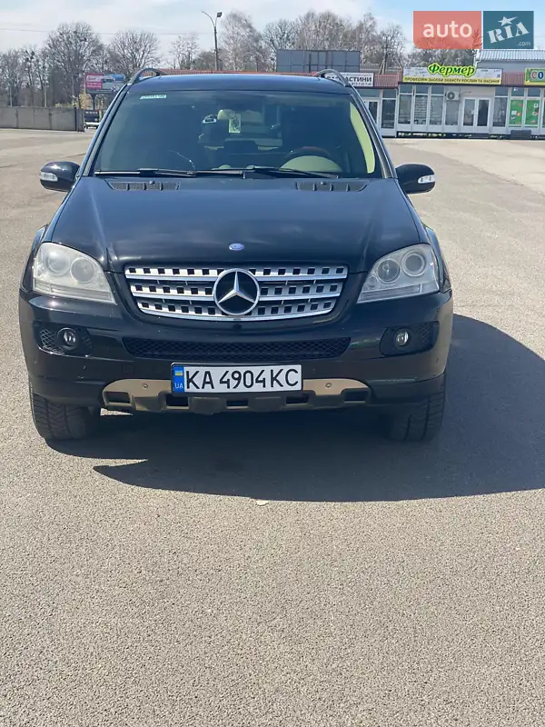 Mercedes-Benz M-Class