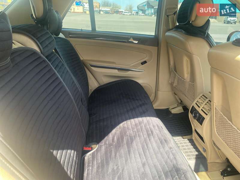 Внедорожник / Кроссовер Mercedes-Benz M-Class 2008 в Томашполе