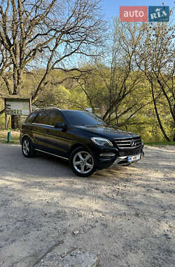 Внедорожник / Кроссовер Mercedes-Benz M-Class 2012 в 