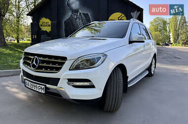 Позашляховик / Кросовер Mercedes-Benz M-Class 2015 в Києві