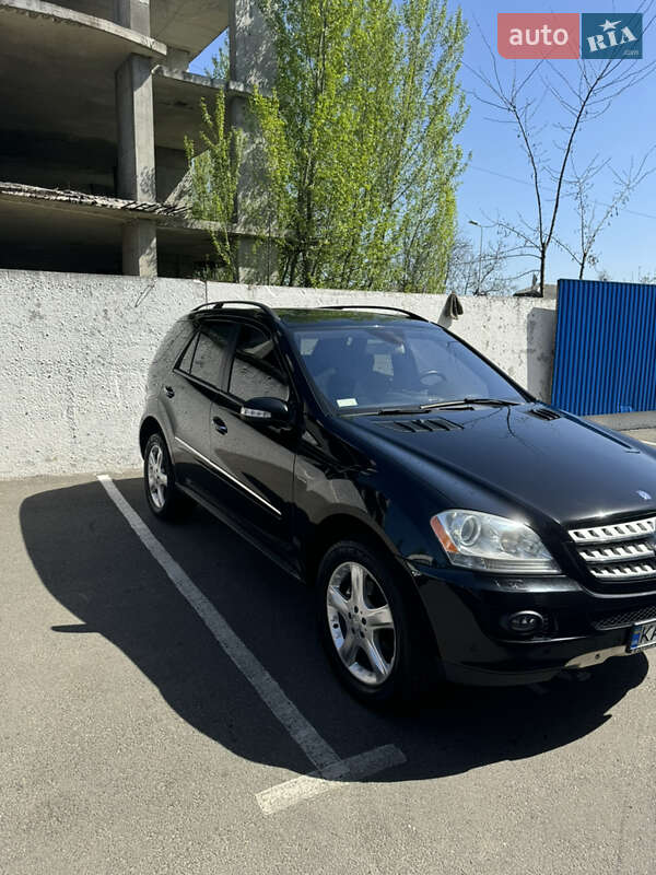 Внедорожник / Кроссовер Mercedes-Benz M-Class 2008 в Киеве