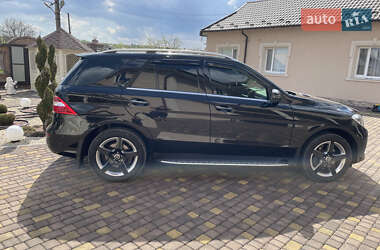 Внедорожник / Кроссовер Mercedes-Benz M-Class 2013 в 
