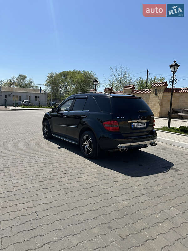 Внедорожник / Кроссовер Mercedes-Benz M-Class 2006 в Измаиле