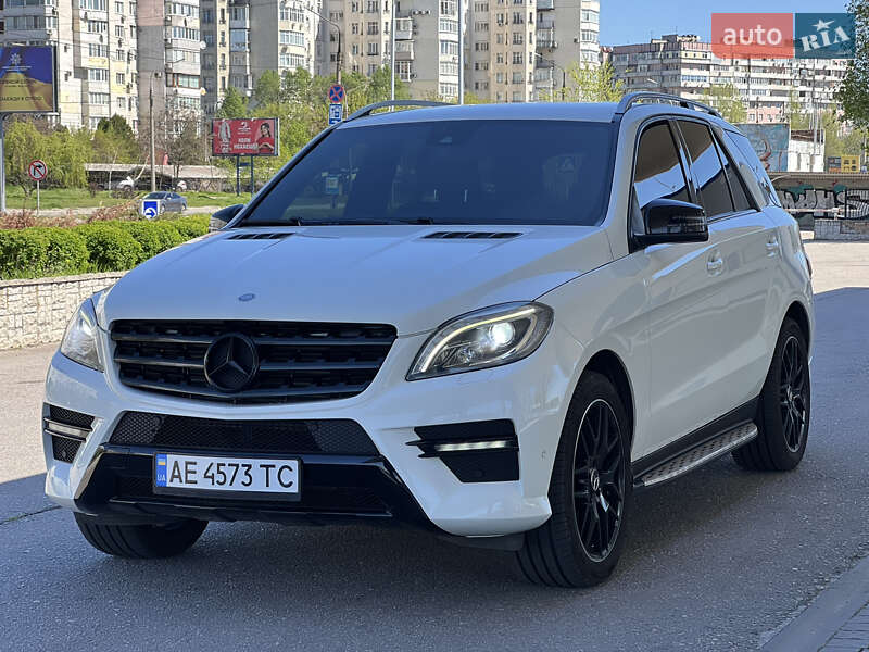 Внедорожник / Кроссовер Mercedes-Benz M-Class 2012 в Запорожье