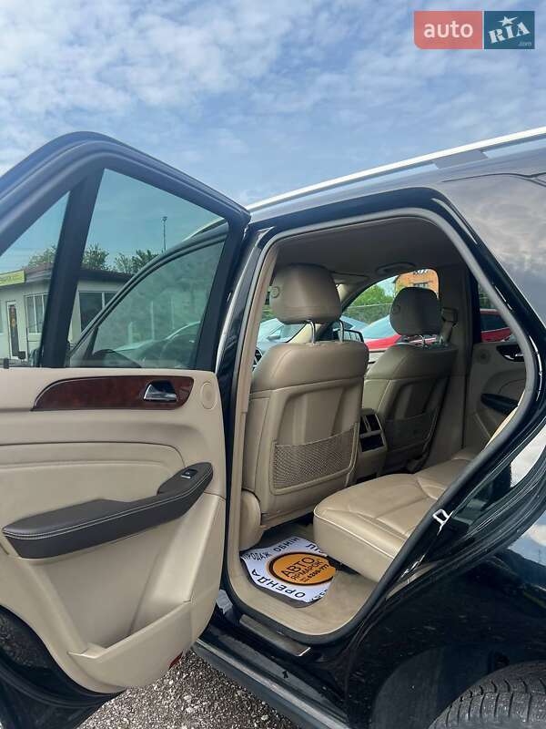 Внедорожник / Кроссовер Mercedes-Benz M-Class 2012 в Ужгороде