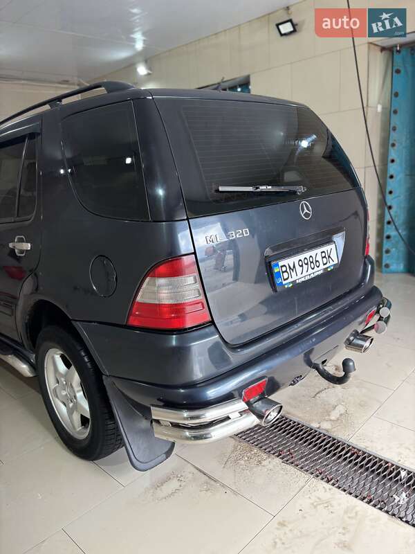 Внедорожник / Кроссовер Mercedes-Benz M-Class 1999 в Печенегах