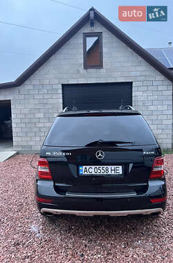 Внедорожник / Кроссовер Mercedes-Benz M-Class 2009 в 