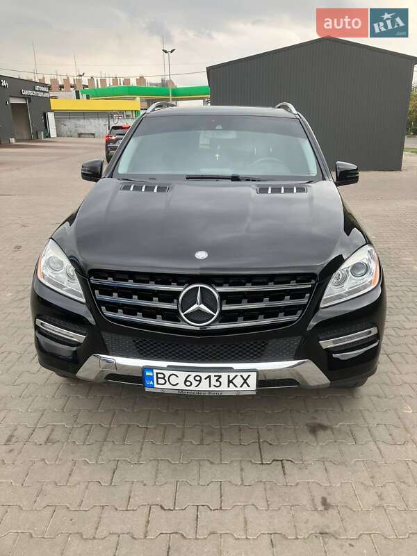 Внедорожник / Кроссовер Mercedes-Benz M-Class 2014 в 
