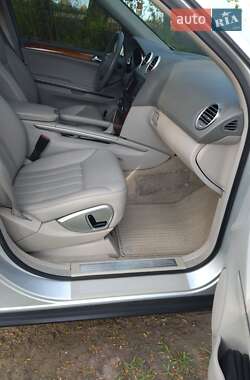Внедорожник / Кроссовер Mercedes-Benz M-Class 2006 в 