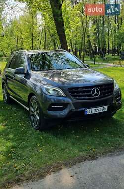 Внедорожник / Кроссовер Mercedes-Benz M-Class 2013 в 