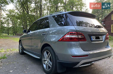 Внедорожник / Кроссовер Mercedes-Benz M-Class 2013 в 