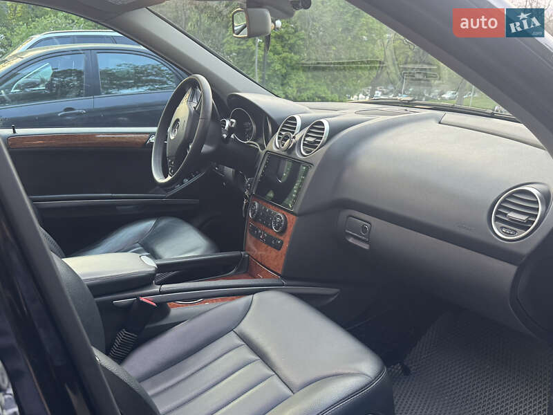 Внедорожник / Кроссовер Mercedes-Benz M-Class 2008 в Киеве