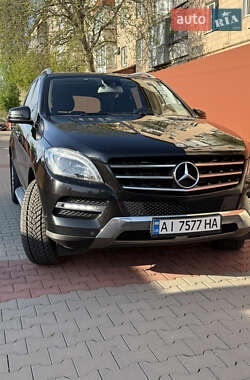 Внедорожник / Кроссовер Mercedes-Benz M-Class 2013 в 