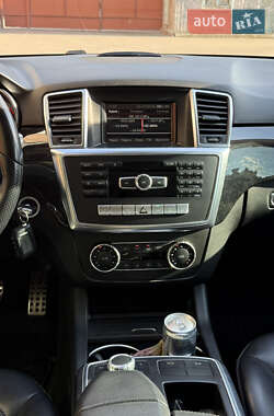 Внедорожник / Кроссовер Mercedes-Benz M-Class 2013 в 