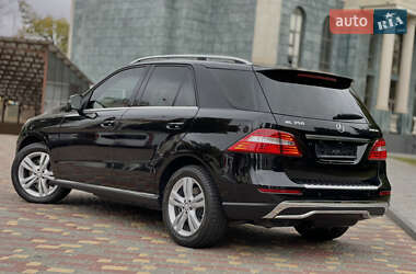 Внедорожник / Кроссовер Mercedes-Benz M-Class 2015 в 