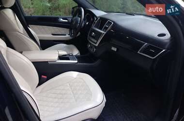 Позашляховик / Кросовер Mercedes-Benz M-Class 2015 в 