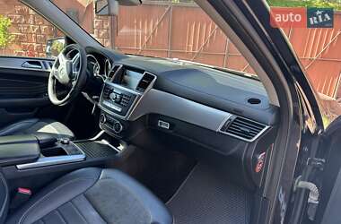 Внедорожник / Кроссовер Mercedes-Benz M-Class 2014 в 