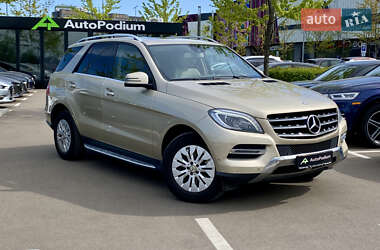 Позашляховик / Кросовер Mercedes-Benz M-Class 2013 в Києві