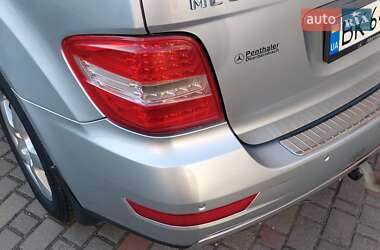 Позашляховик / Кросовер Mercedes-Benz M-Class 2008 в 