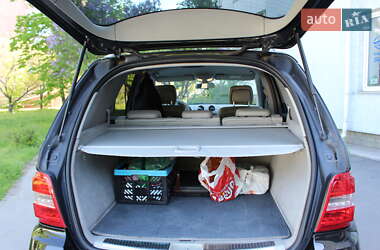 Внедорожник / Кроссовер Mercedes-Benz M-Class 2010 в 