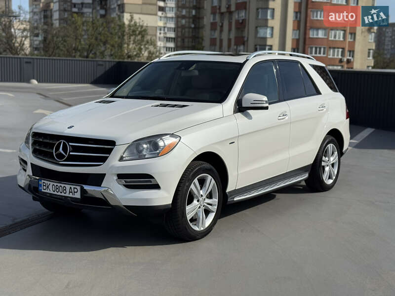 Mercedes-Benz M-Class 2012