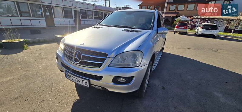 Внедорожник / Кроссовер Mercedes-Benz M-Class 2007 в Подольске фото 6 Внедорожник / Кроссовер Mercedes-Benz M-Class 2007 в Подольске