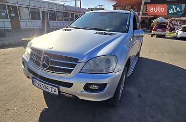 Позашляховик / Кросовер Mercedes-Benz M-Class 2007 в 
