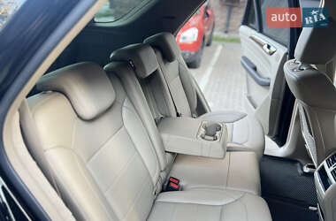 Внедорожник / Кроссовер Mercedes-Benz M-Class 2012 в 