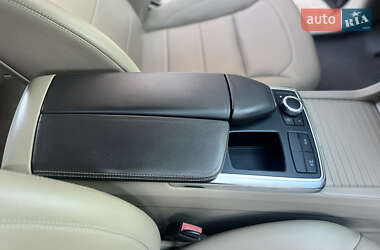 Внедорожник / Кроссовер Mercedes-Benz M-Class 2012 в 