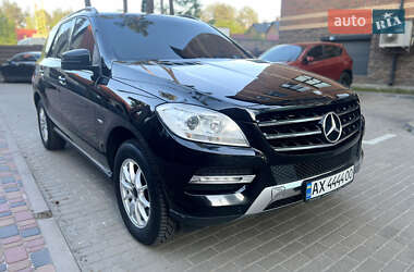 Внедорожник / Кроссовер Mercedes-Benz M-Class 2012 в 
