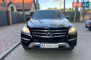 Внедорожник / Кроссовер Mercedes-Benz M-Class 2012 в 
