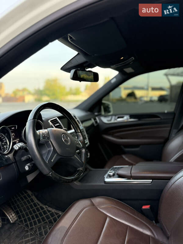Внедорожник / Кроссовер Mercedes-Benz M-Class 2013 в Днепре