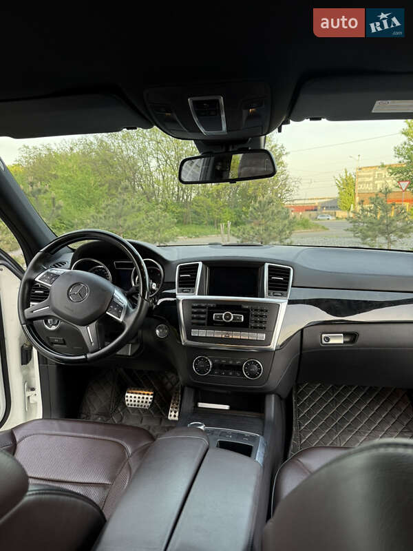 Внедорожник / Кроссовер Mercedes-Benz M-Class 2013 в Днепре